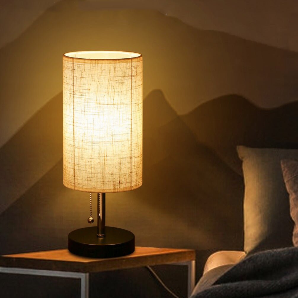Skandinavisch gestaltete Ladetischlampe
