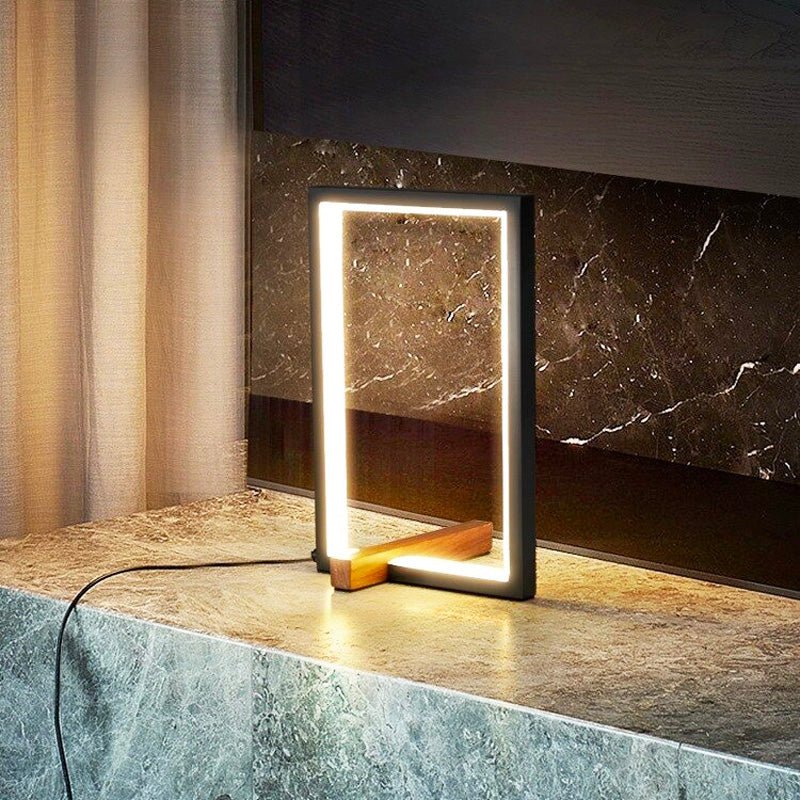 Rechteckige LED Design-Tischlampe
