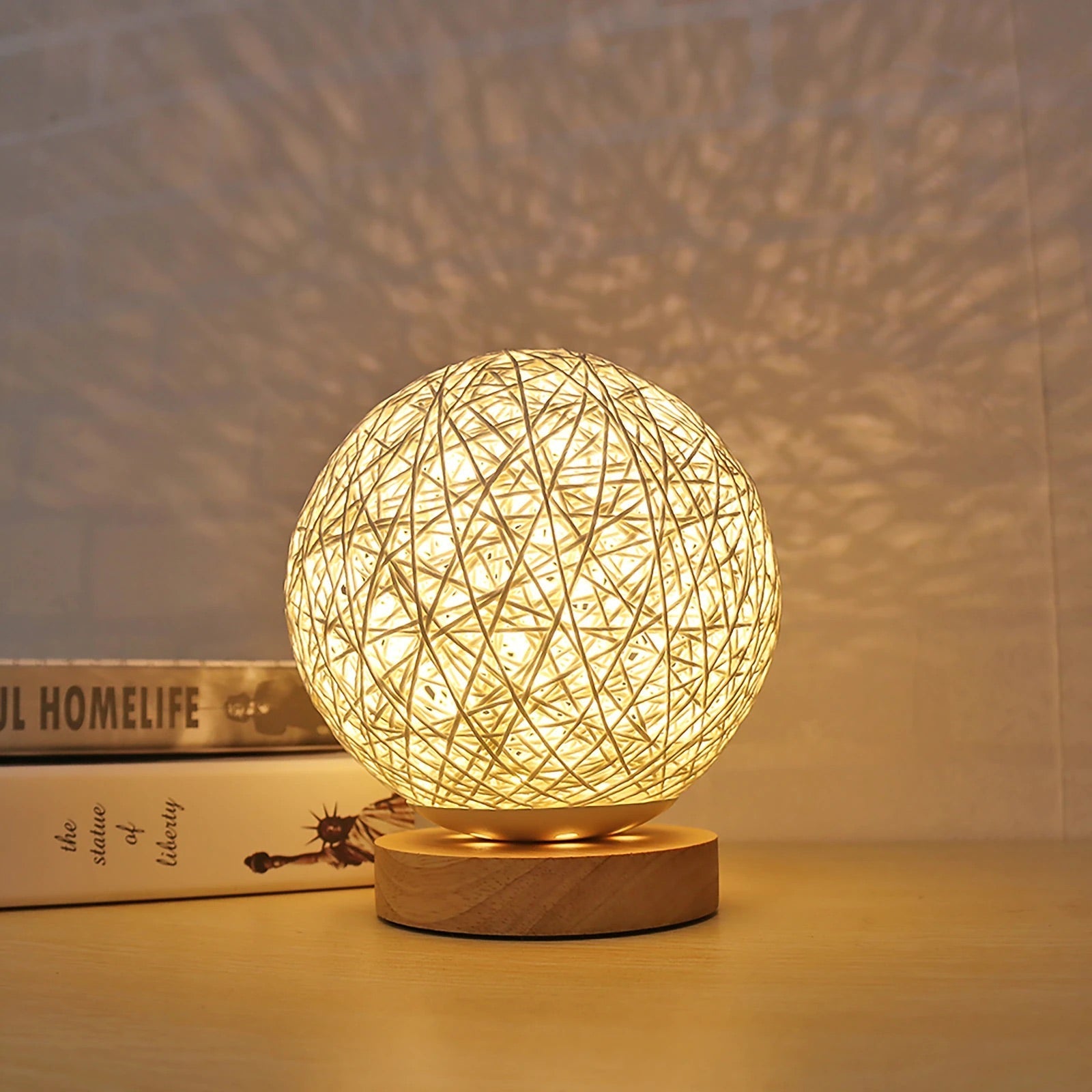 Tischlampe Rattan Kugel