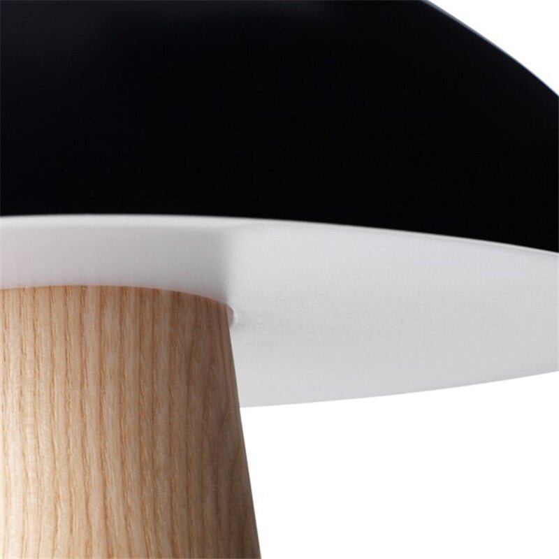 Design Pilz-Tischlampe