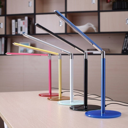 Moderne LED-Tischlampe